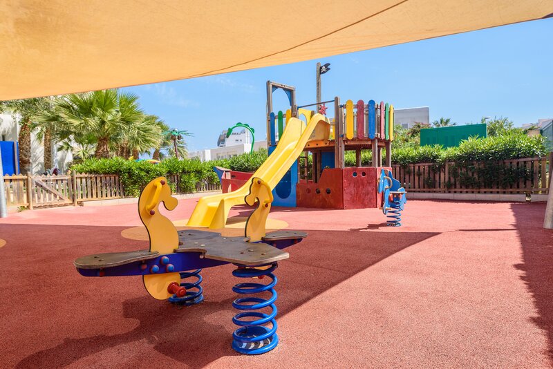 Tropic Garden Hotel & Apartments 41