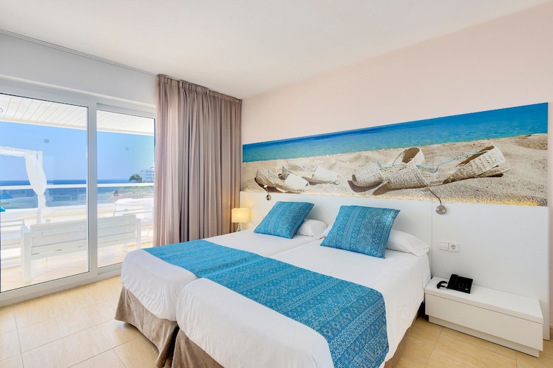 Tropic Garden Hotel & Apartments 50
