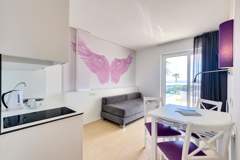 Tropic Garden Hotel & Apartments 53