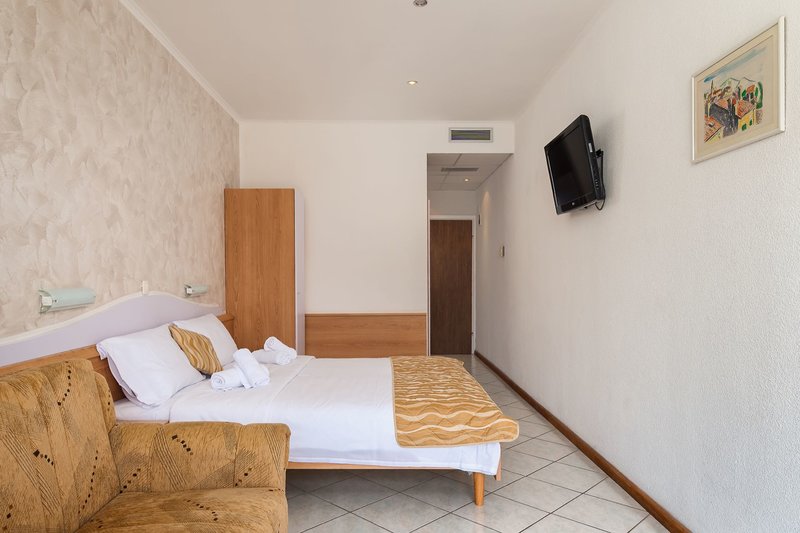 Hotel Narcis 14