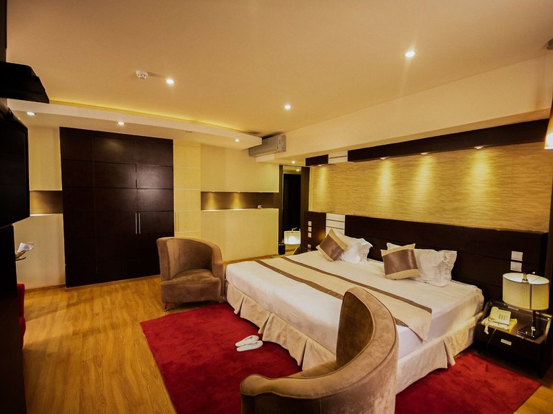 SG Premium Resort 24