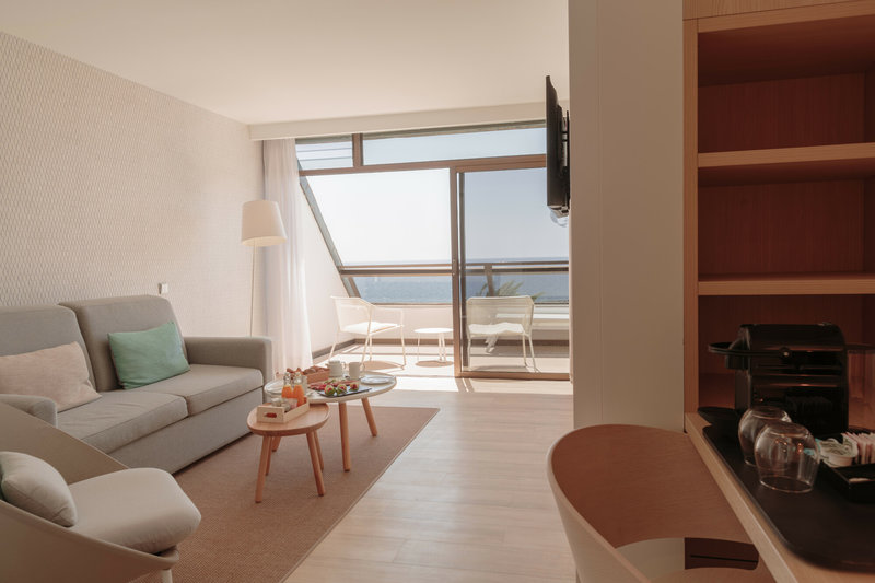 Don Gregory by Dunas 8