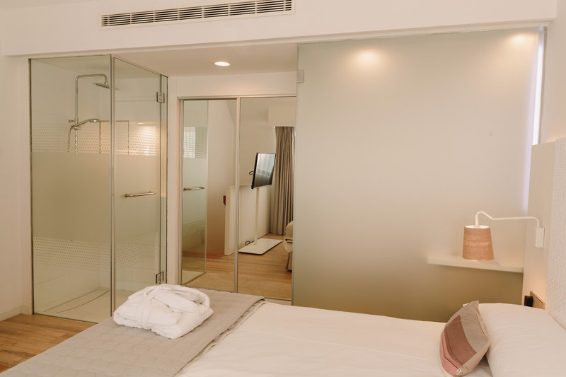 Don Gregory by Dunas 9