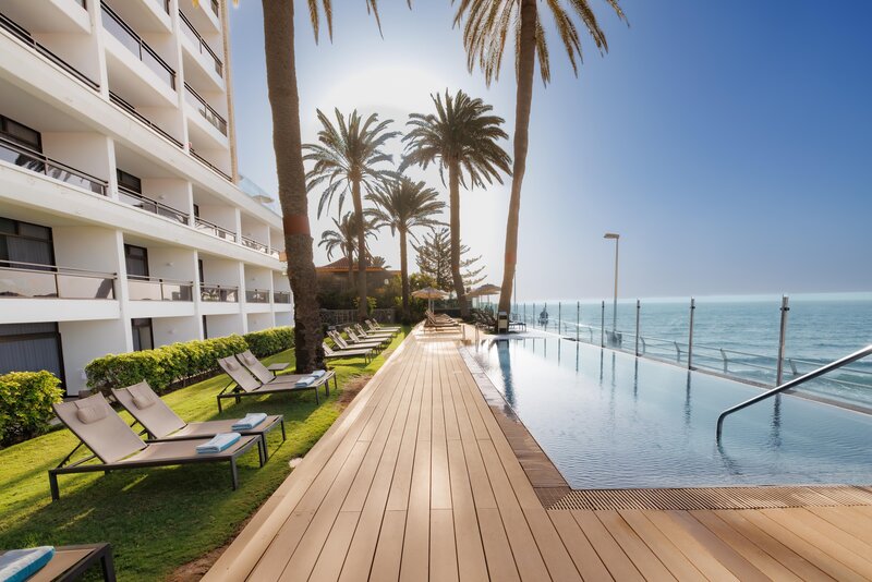 Don Gregory by Dunas 28