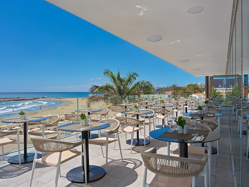 Don Gregory by Dunas 38