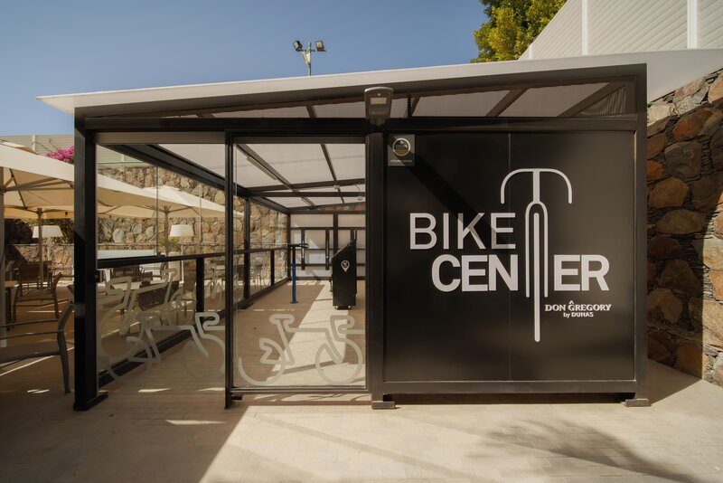 Don Gregory by Dunas 46