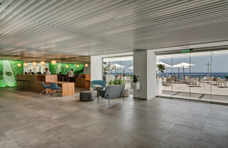 DON GREGORY by Dunas 38