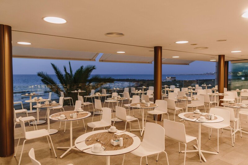 DON GREGORY by Dunas 58