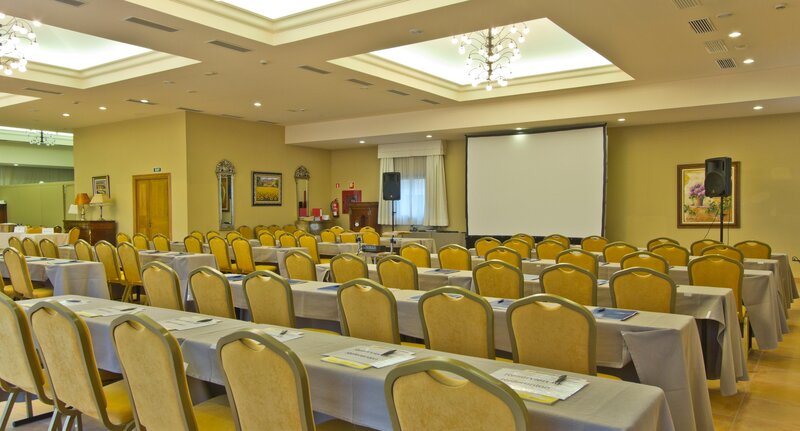 Mon Port Hotel & Spa 157