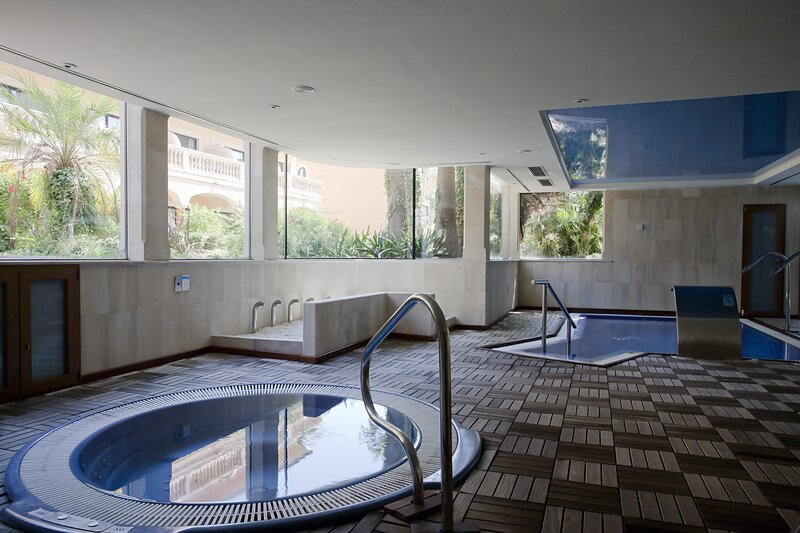 Mon Port Hotel & Spa 168