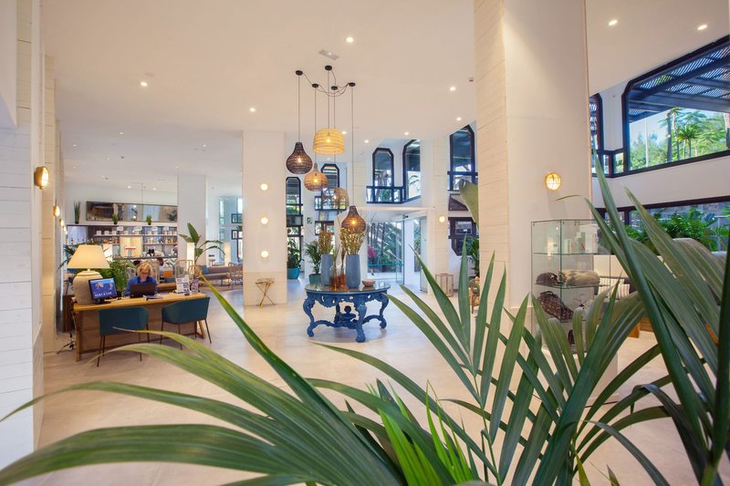 Corallium Beach by Lopesan Hotels 5