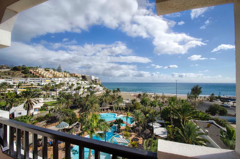 Corallium Beach by Lopesan Hotels 9