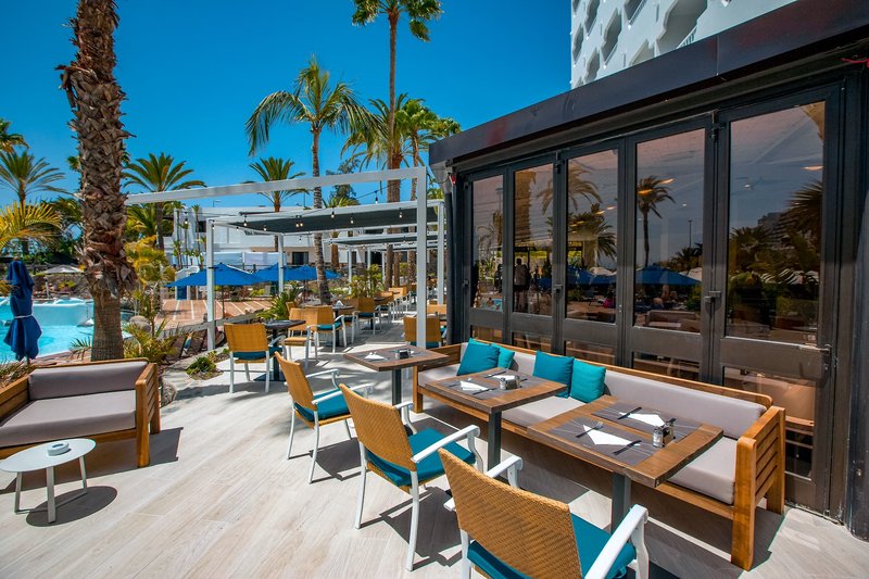 Corallium Beach by Lopesan Hotels 14