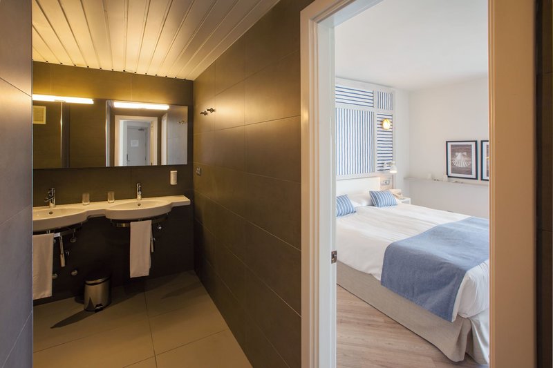 Corallium Beach by Lopesan Hotels 29