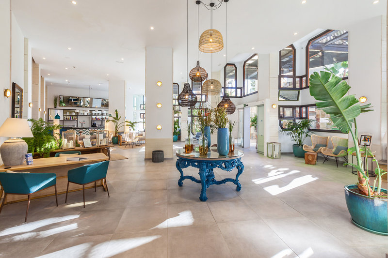 Corallium Beach by Lopesan Hotels 6