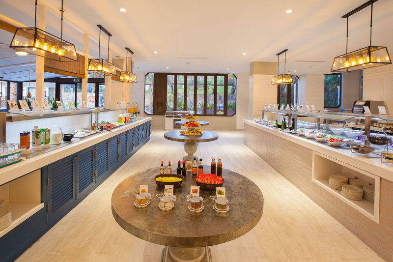 Corallium Beach by Lopesan Hotels 7