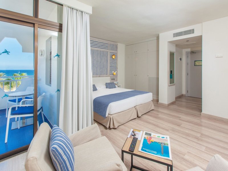 Corallium Beach by Lopesan Hotels 34