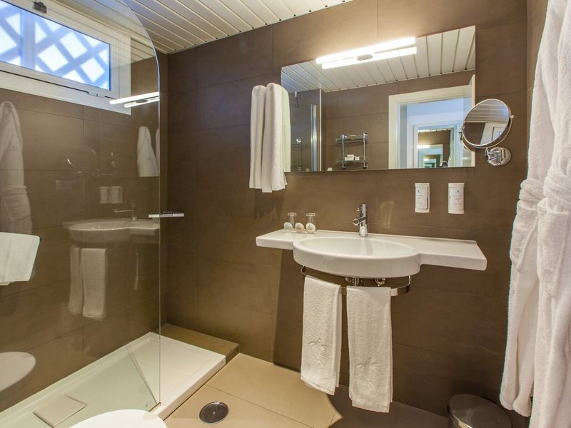 Corallium Beach by Lopesan Hotels 35