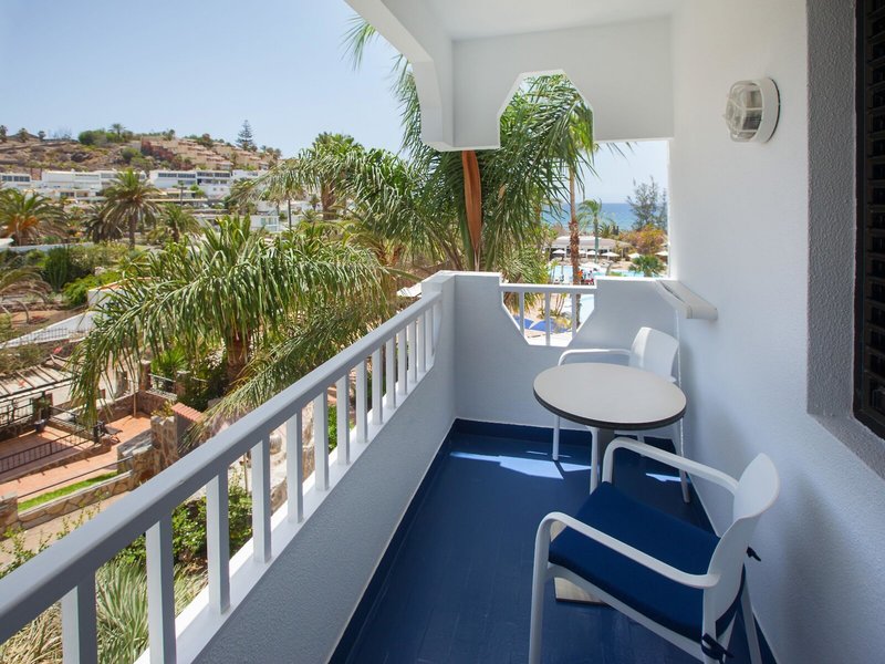 Corallium Beach by Lopesan Hotels 36