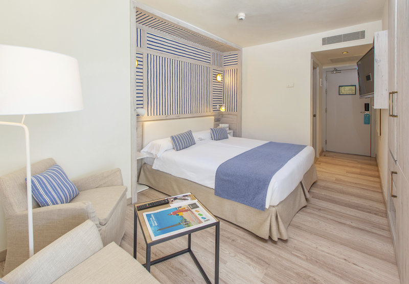 Corallium Beach by Lopesan Hotels 16