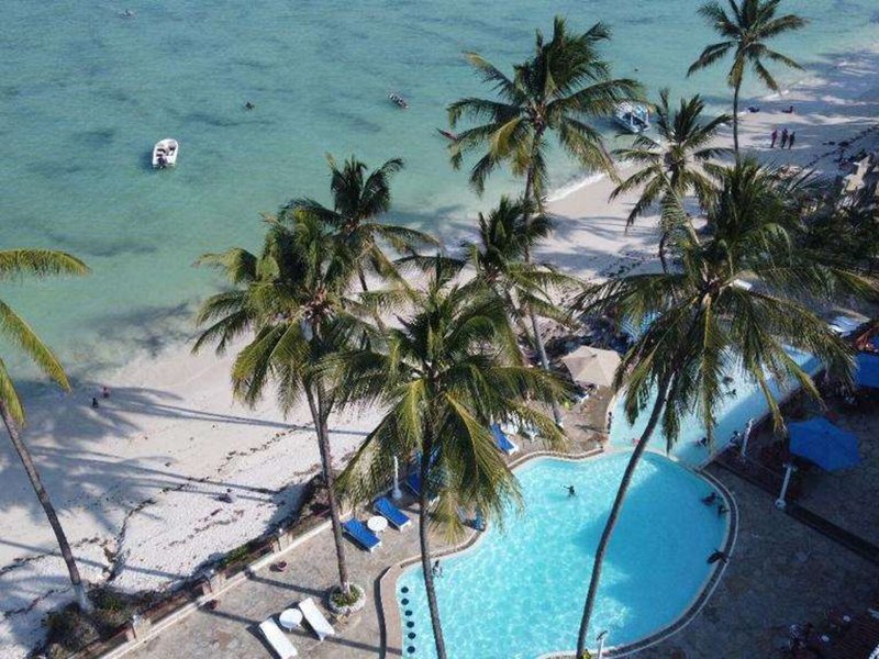 Sai Rock Beach Hotel & Spa 17