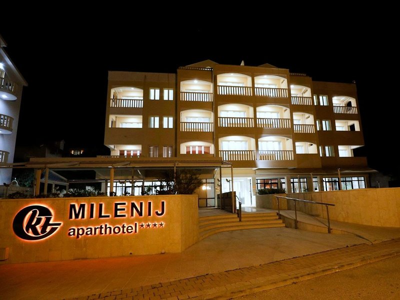 Aparthotel Milenij 25