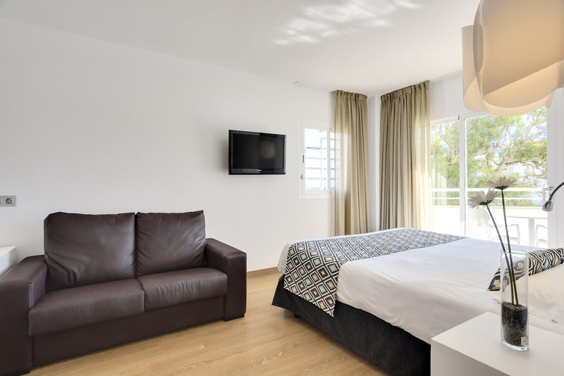 Cala Millor Garden Hotel 8