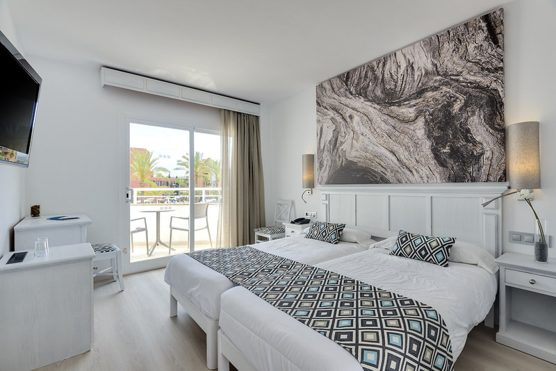 Cala Millor Garden Hotel 9