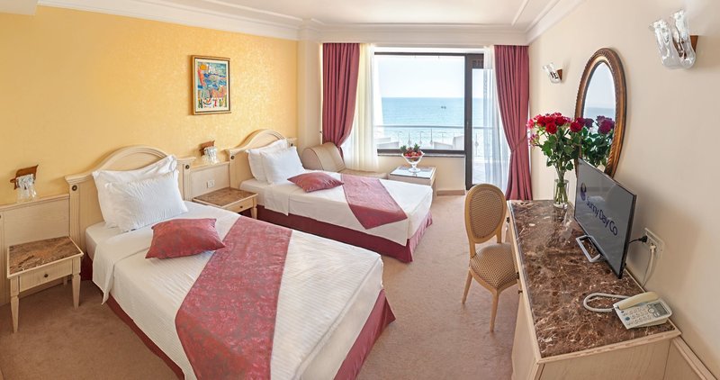 The Palace Hotel 30