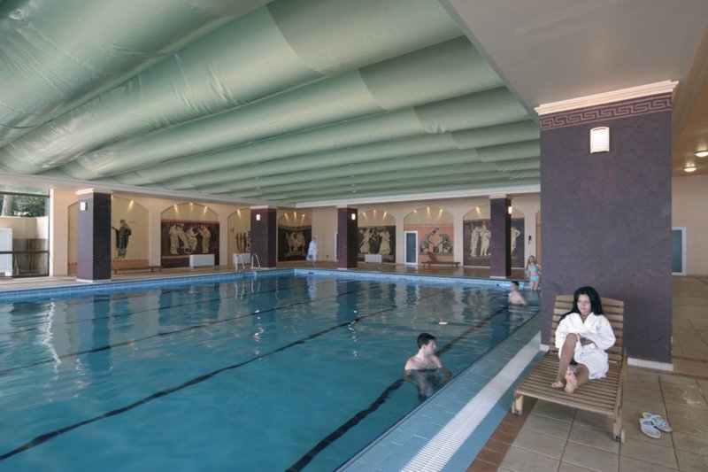 The Palace Hotel 34