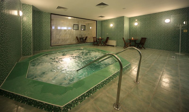The Palace Hotel 41