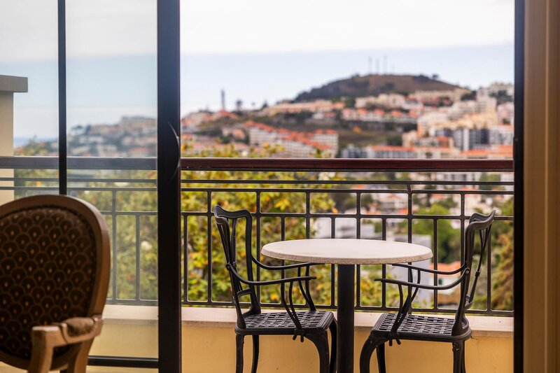 Quinta das Vistas Palace Gardens  12