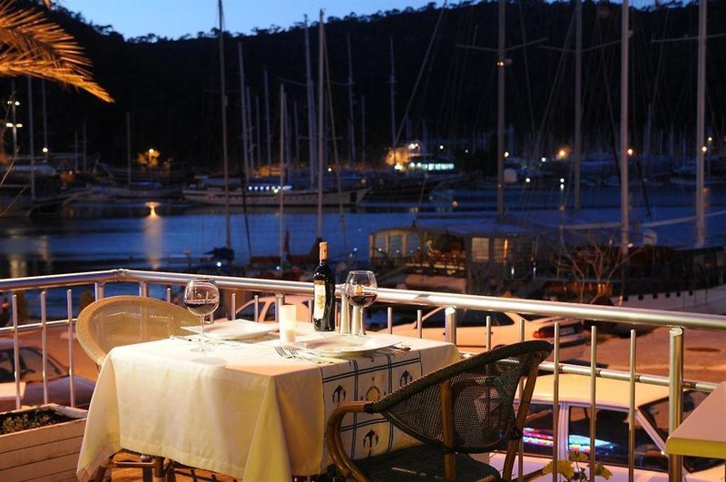 Grand Ata Park Hotel 3