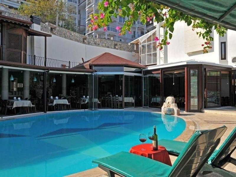 Ata Park 12