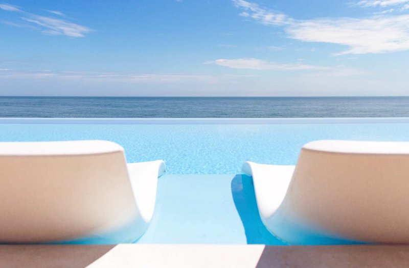 International Casino & Tower Suites 5