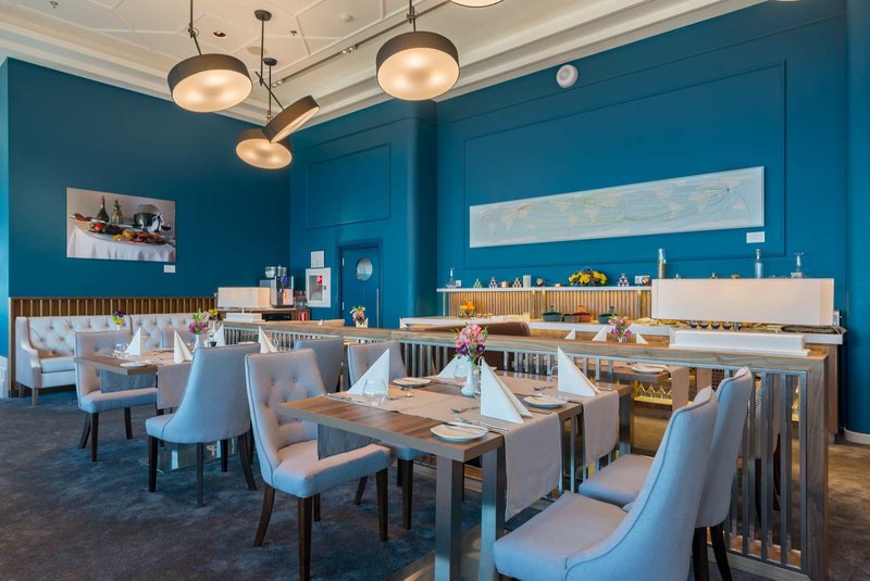 International Casino & Tower Suites 10