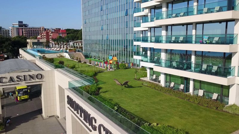 International Casino & Tower Suites 14