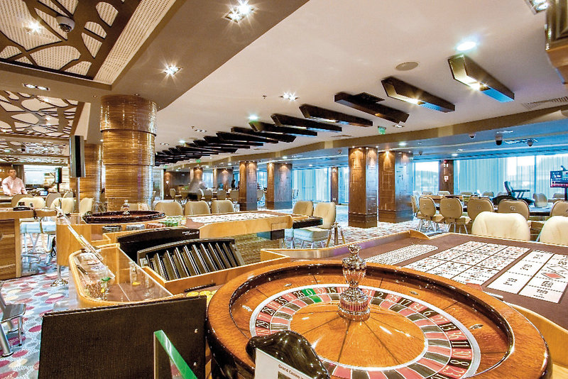 International Hotel Casino & Tower Suites 4