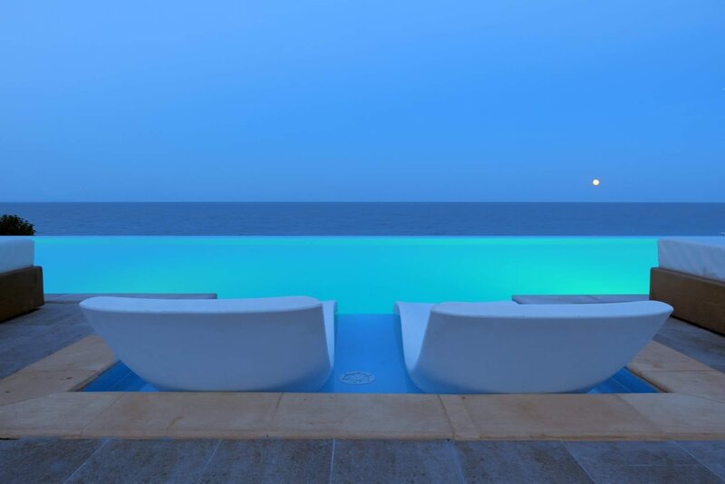 International Casino & Tower Suites 20