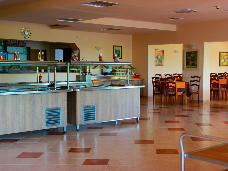 Kini Park 48 - Restaurant