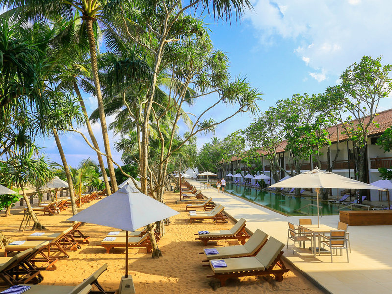 Pandanus Beach Resort & Spa 8