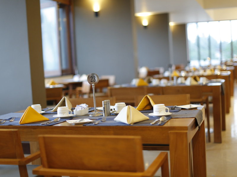 Pandanus Beach Resort & Spa 18