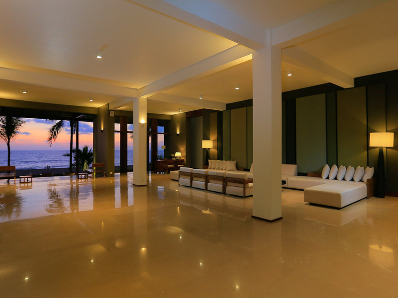 Pandanus Beach Resort 13