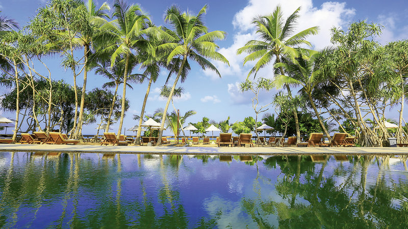 Pandanus Beach Resort & Spa 6