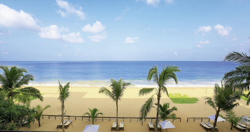 Pandanus Beach Resort & Spa 9