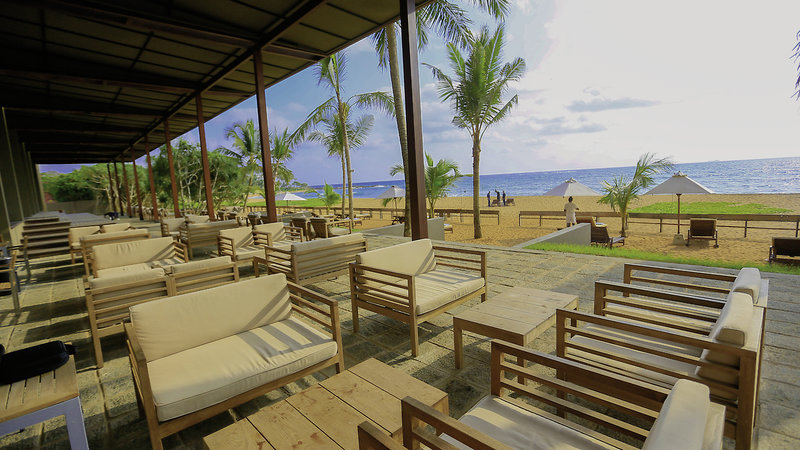 Pandanus Beach Resort & Spa 11