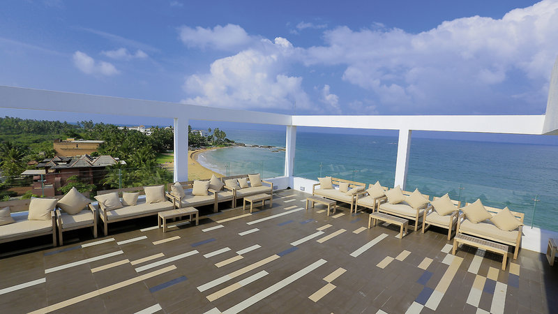 Pandanus Beach Resort & Spa 14