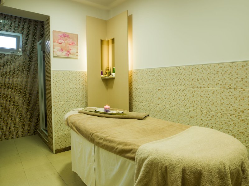 Monarque Fuengirola Park Hotel 18