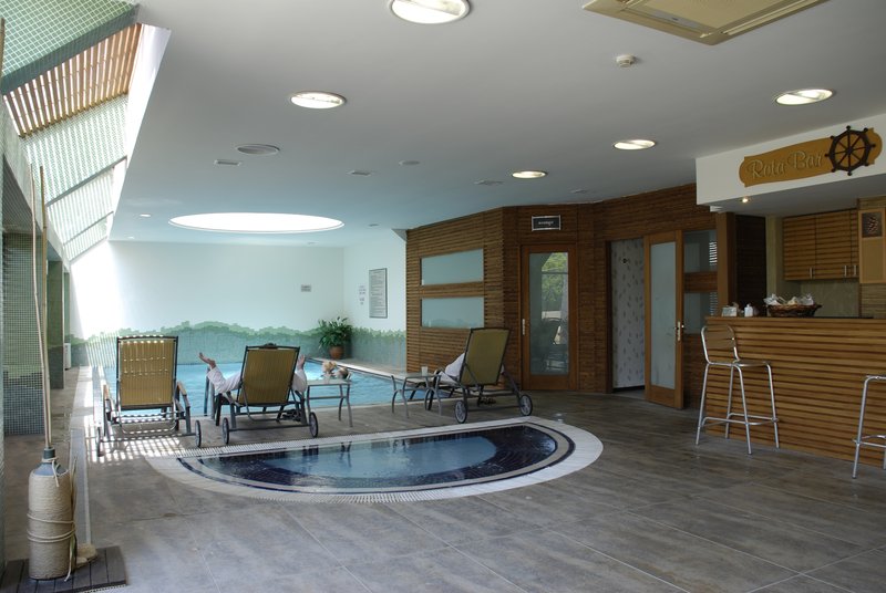 Grand Cettia Hotel 8