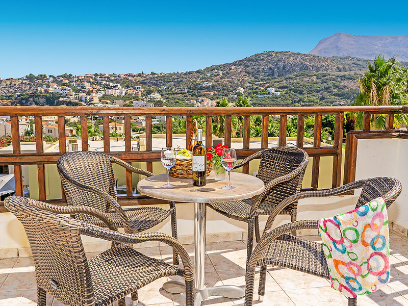 Langley Resort Almirida Bay 9